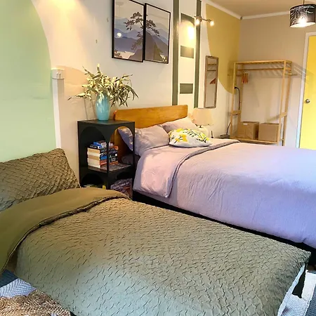 Ferienwohnung Snug-As-A-Bug Sleep House Dunedin Exterior foto